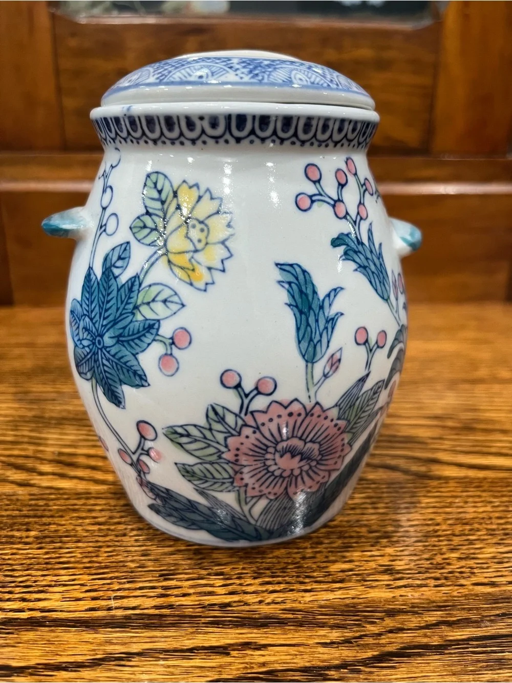 Vintage Floral Ginger Jar – Blue & White Porcelain – Chinoiserie Decor 5.5” Tall